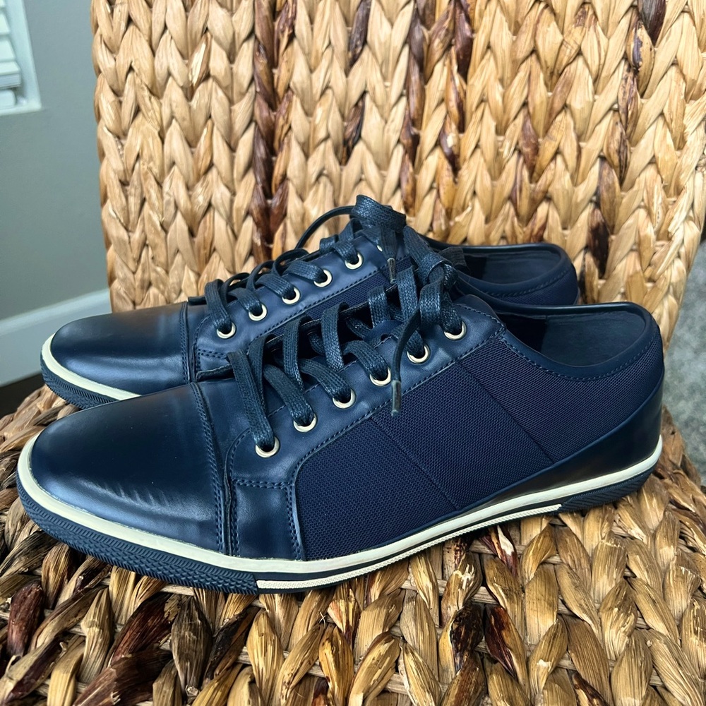 English Laundry Men’s Size 10.5. NWT